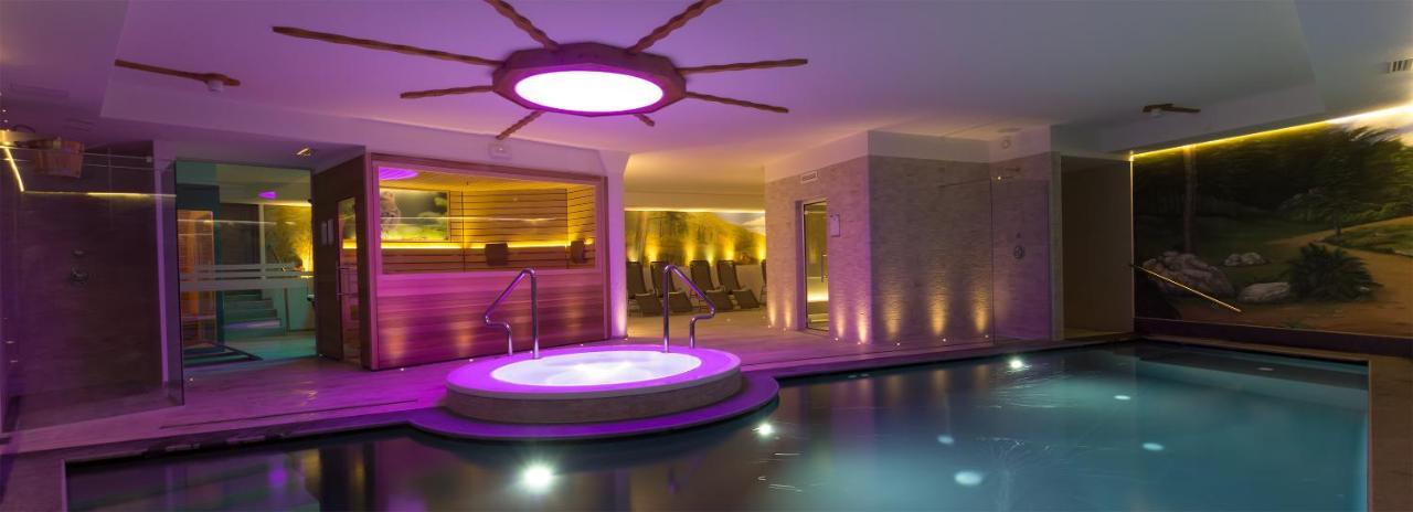 Residence Hotel Santa Maria Piscina E Wellness Peio Fonti Bagian luar foto