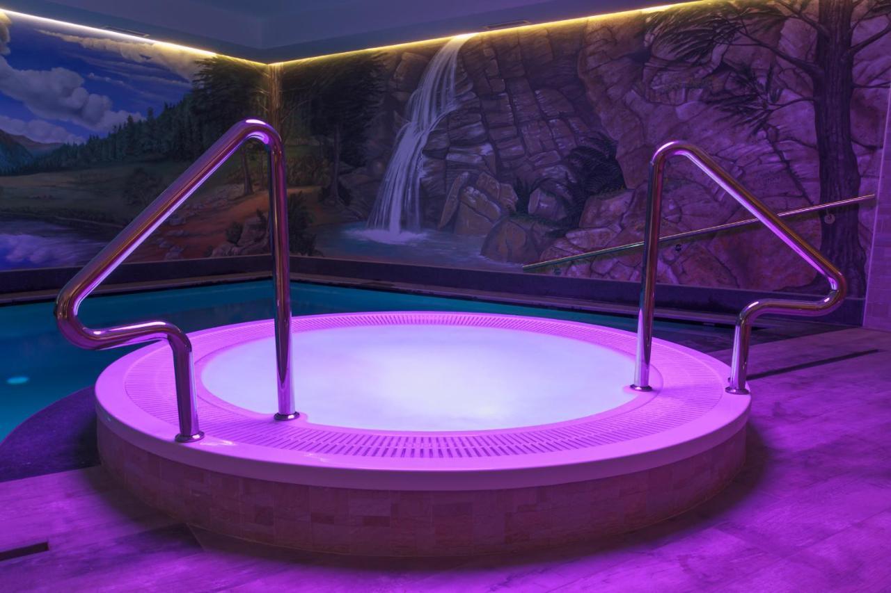 Residence Hotel Santa Maria Piscina E Wellness Peio Fonti Bagian luar foto