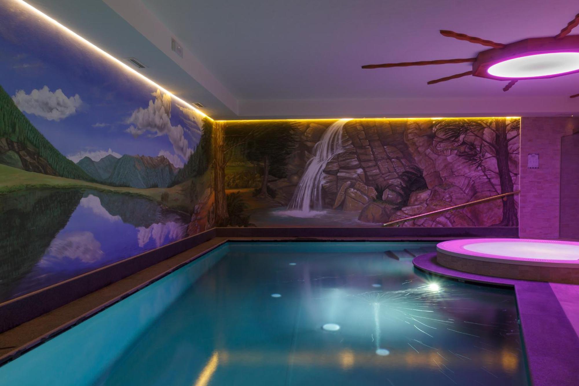 Residence Hotel Santa Maria Piscina E Wellness Peio Fonti Bagian luar foto